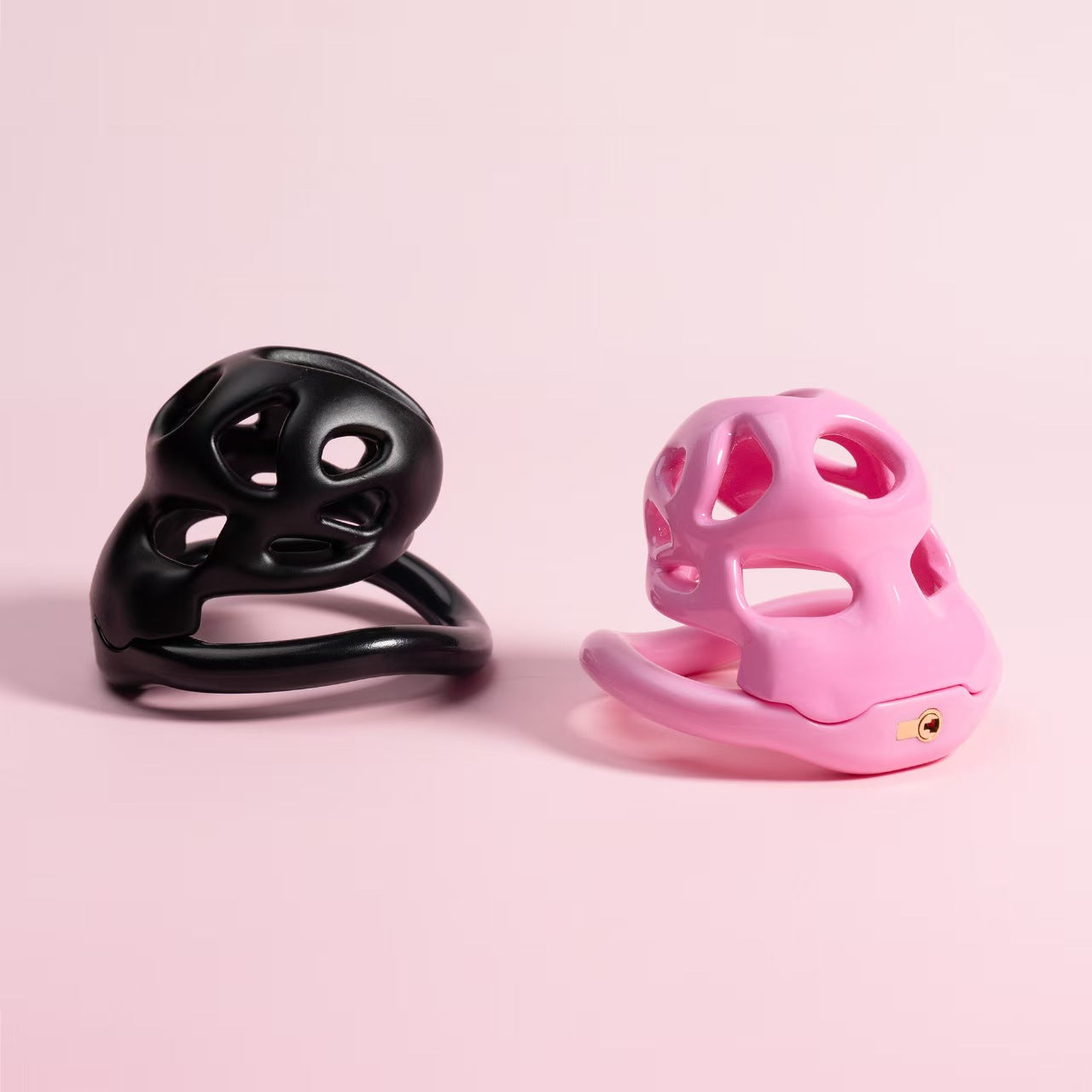 Hera's Invisible Male Chastity Cage Chastitycage.cc